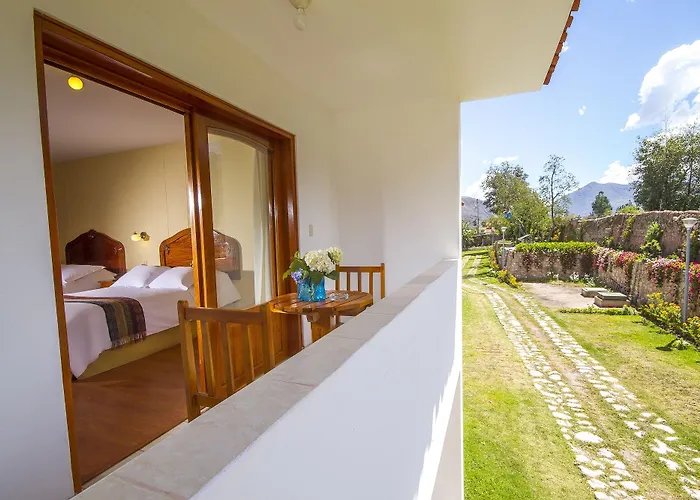 Agustos Hotel 3*