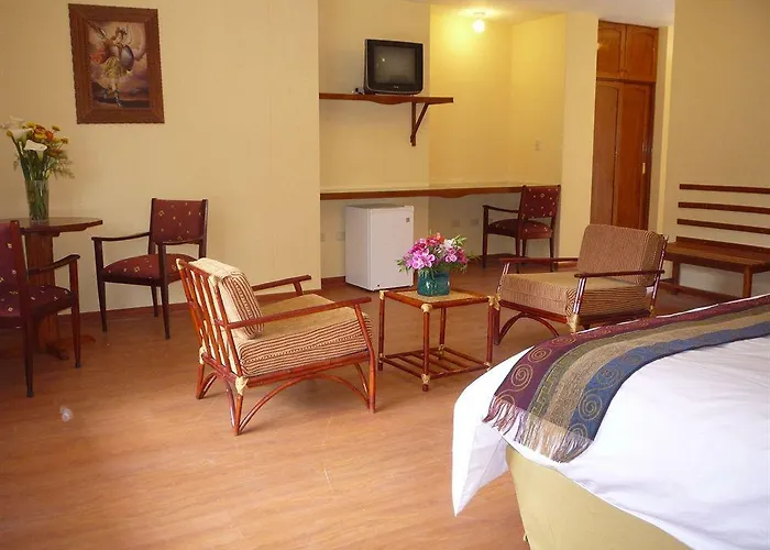 Agustos Hotel